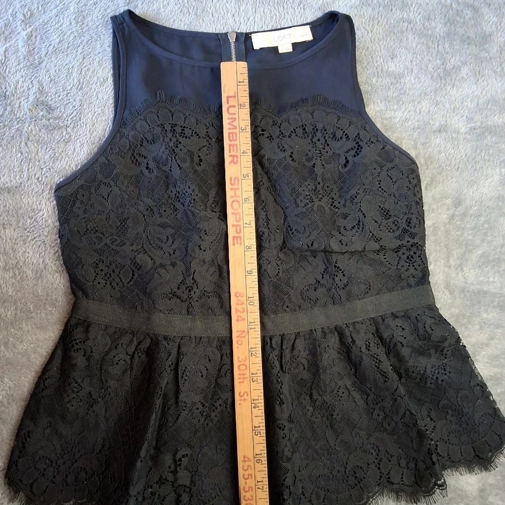 Ann Taylor Loft Lace Peplum Sleeveless Blouse Navy & Black Size 2 Petite - Picture 9 of 12